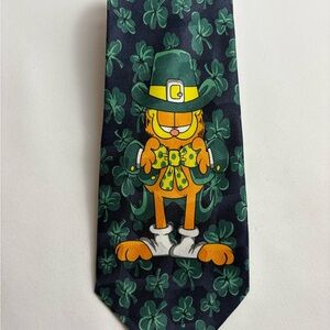 Vintage St Patrick’s Day Garfield Leprechaun Tie with Shamrock Pattern